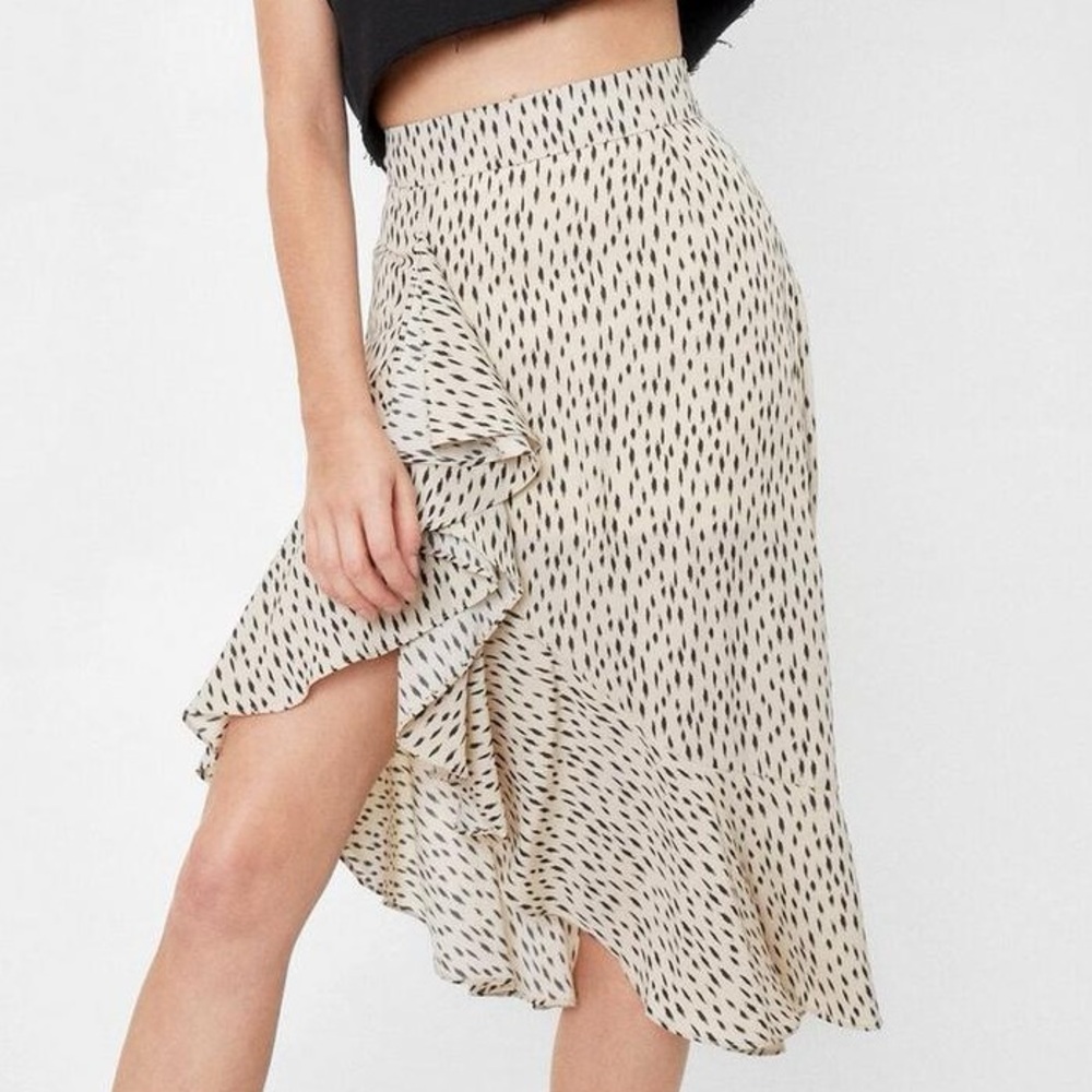 New Nasty Gal Ruffle Skirt